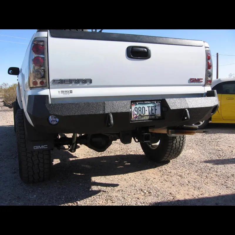 2001-2006 Gmc Yukon/Yukon Xl (Non-Denali) Rear Bumper 1