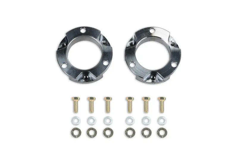 Fabtech - 1.5″ Leveling Kit 1