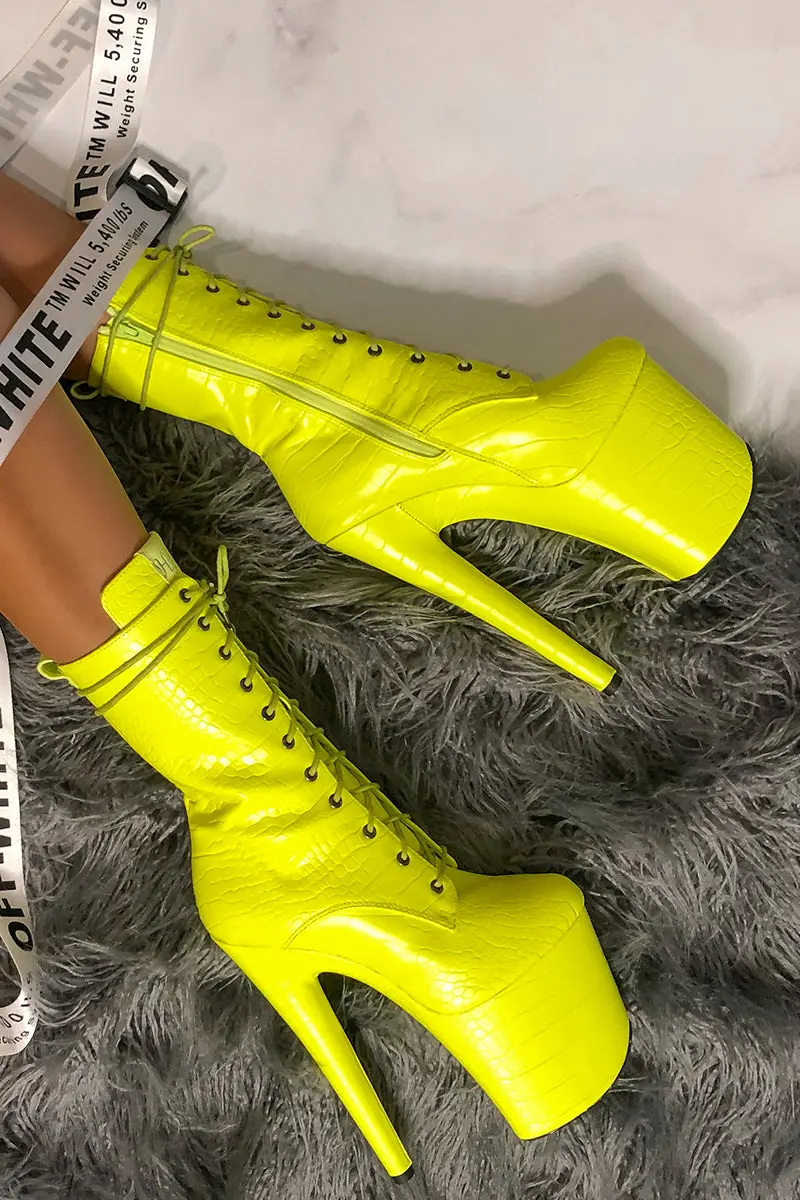 Hella Heels Oh Snap 8Inch Boots - Yellow 1