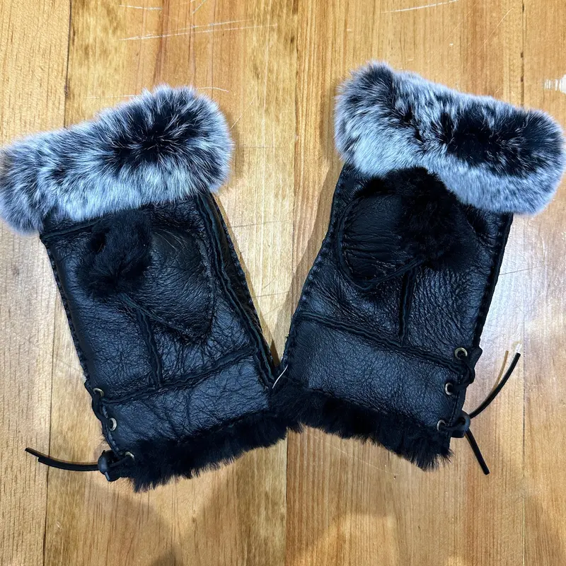 Morris Kaye & Sons Shearling Rabbit Fingerless Gloves 1