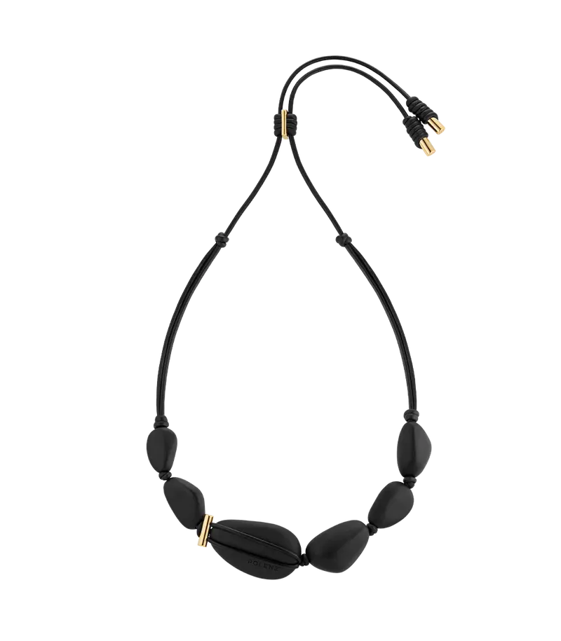 Téré Necklace - Black Marble 1
