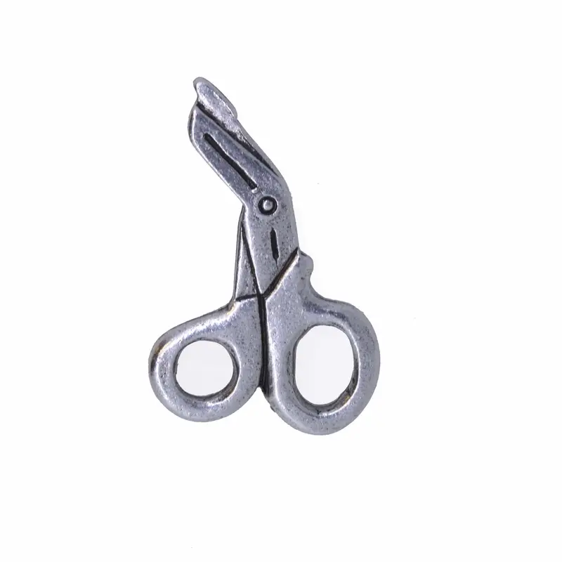 Trauma Shears Lapel Pin 1